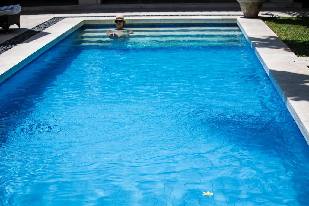 Villa Alu Lima Seminyak Esterno foto